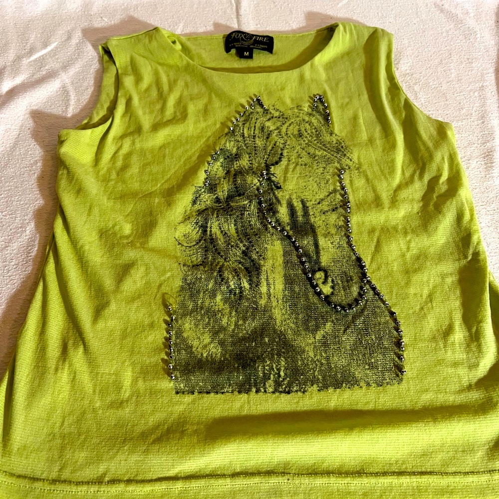 Fix fire shirt - green with horse on front